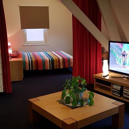 Apartment Campinor NeerNeerpelt Eksteriør billede